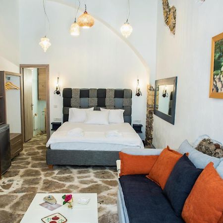Margietta'S Suites Anabolu Dış mekan fotoğraf